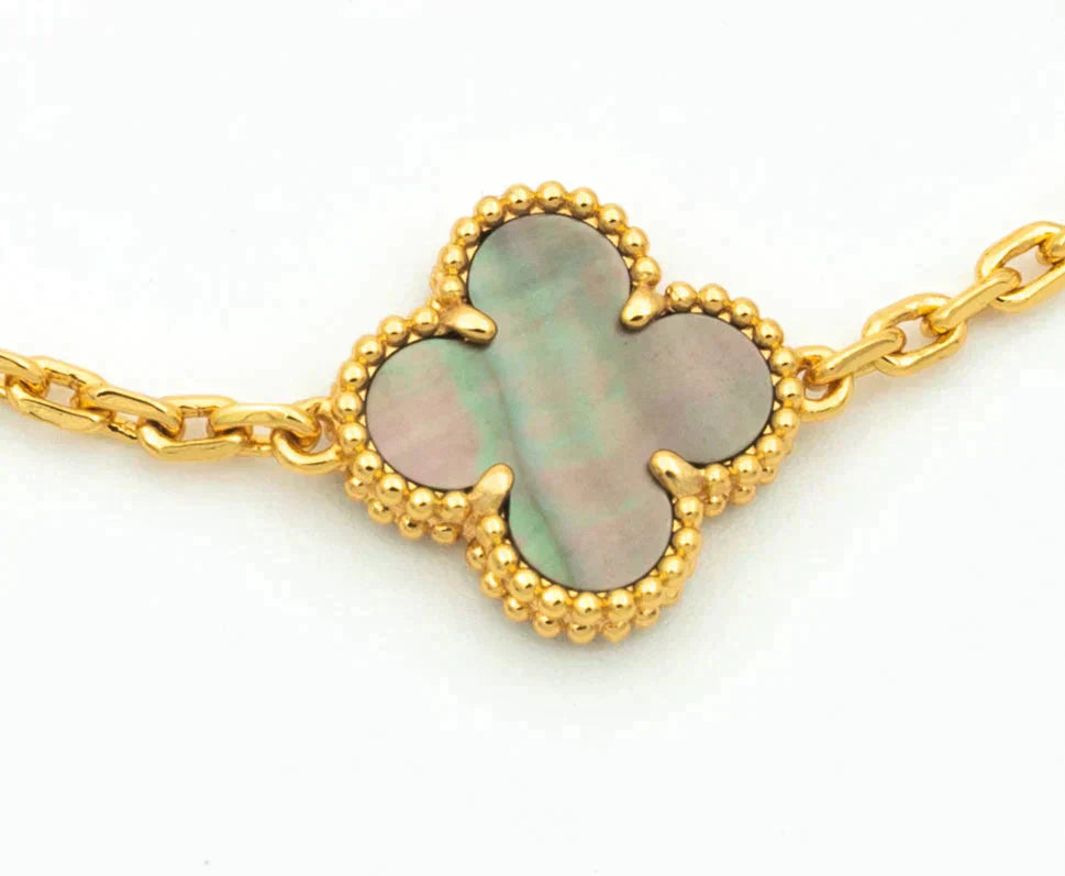 VCA CLOVER 5 MOTIF GRAY MOP BRACELET COLLECTION