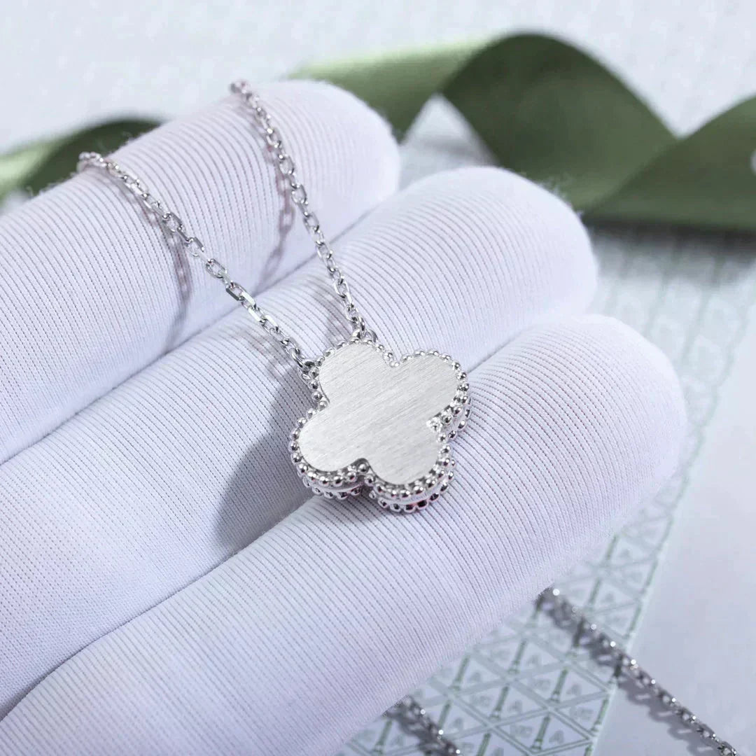 VCA CLOVER 15MM DIAMOND LASER NECKLACE SILVER