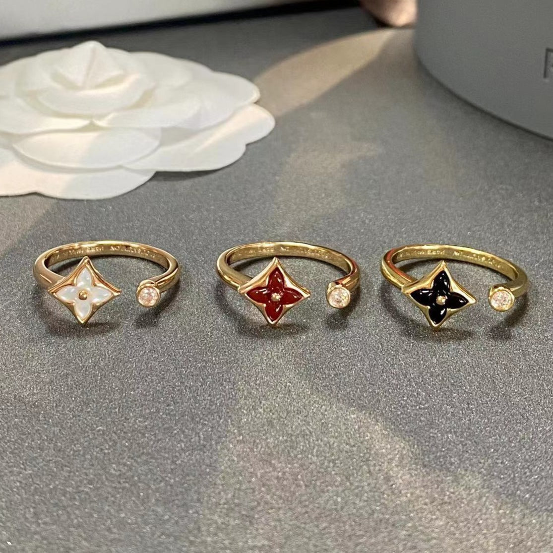 LOUIS VUITTON STAR 1 DIAMOND OPEN RING