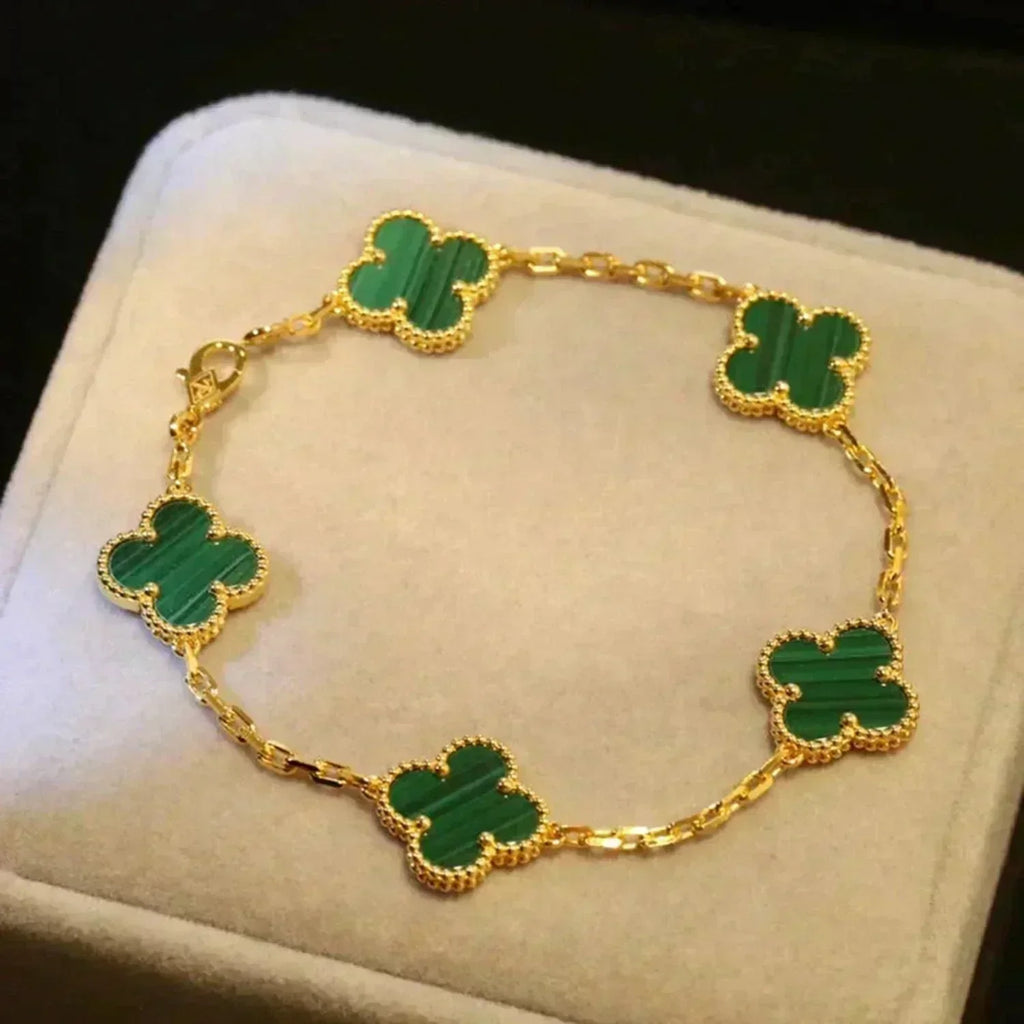 VCA CLOVER 5 MOTIF MALACHITE BRACELET COLLECTION