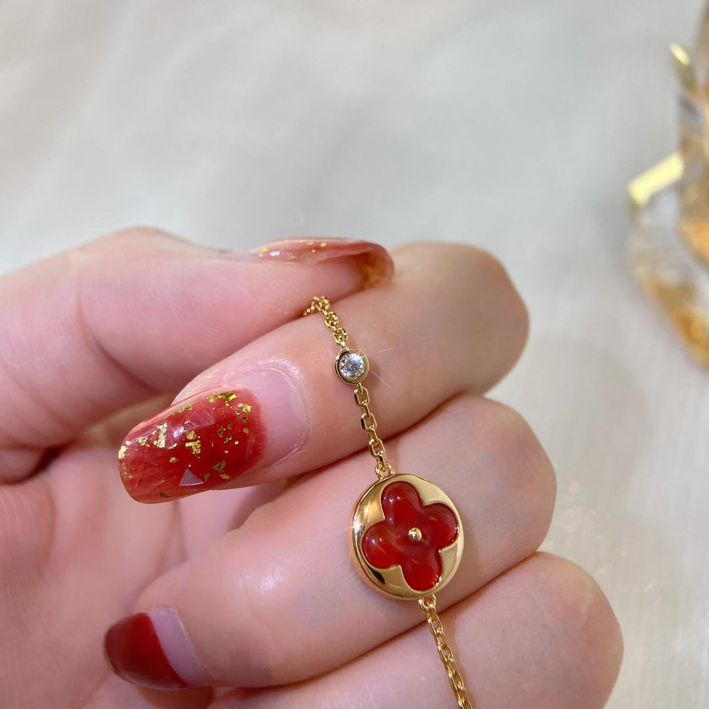 LOUIS VUITTON SUN PEDANT CARNELIAN BRACELET