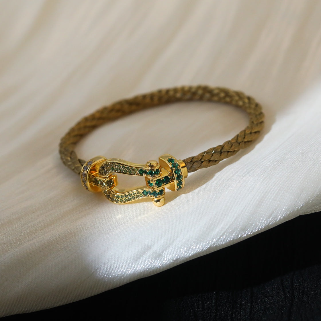 FRED FORCE 10 GOLD GREEN DIAMOND PAVED