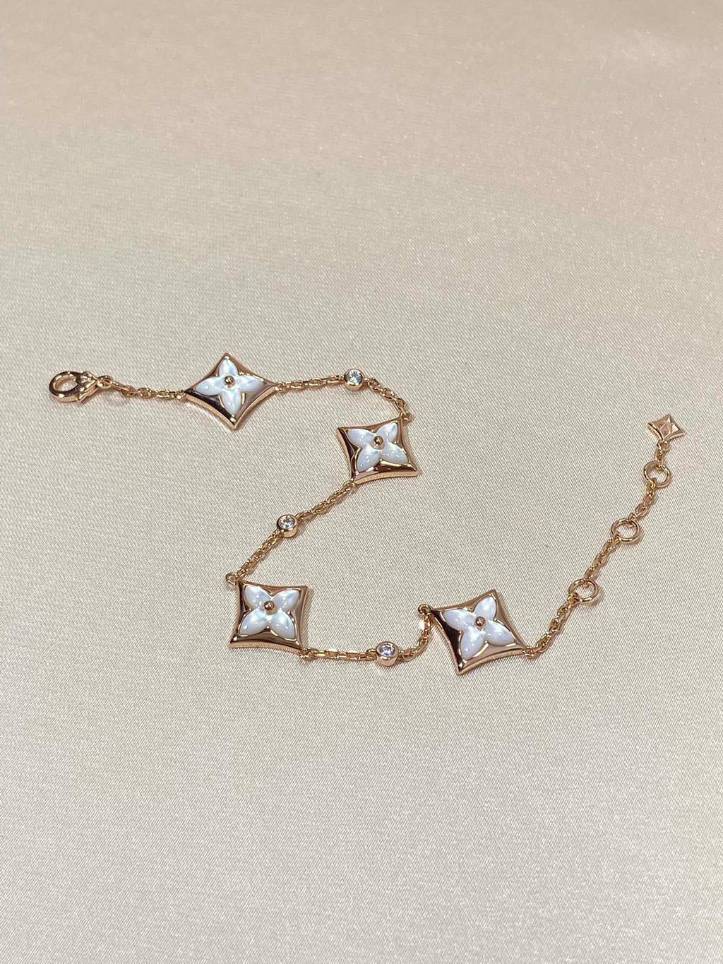 LOUIS VUITTON STAR 4 MOTIF MOP DIAMOND PINK GOLD BRACELET