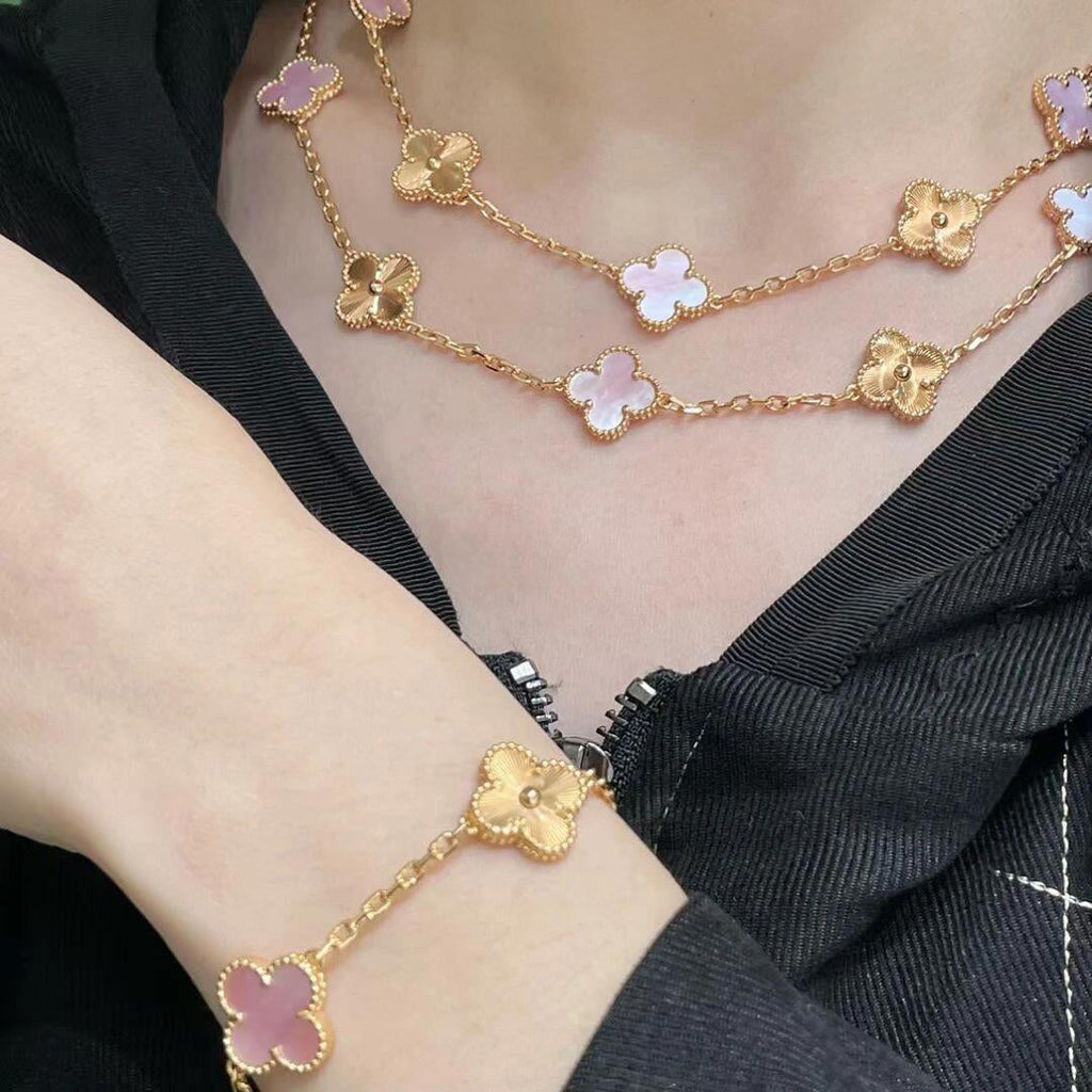 VCA CLOVER 20 MOTIFS LASER PINK MOP NECKLACE