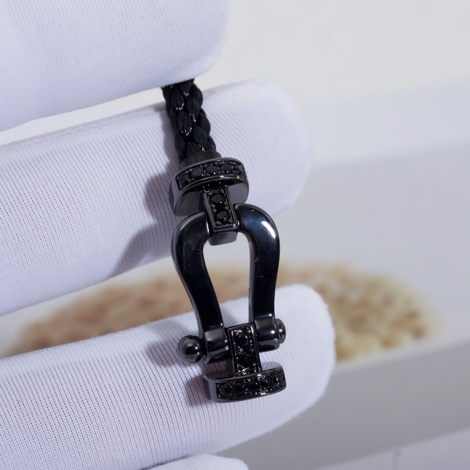 FRED FORCE LARGE SERIES HORSESHOE BLACK SAMURAI BRACELET